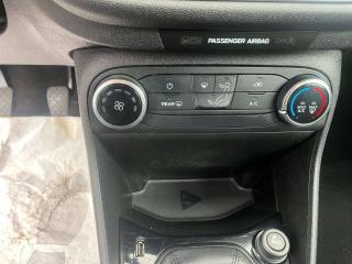 FORD Fiesta usata, con Autoradio