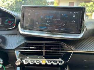 PEUGEOT 208 usata, con Cruise Control