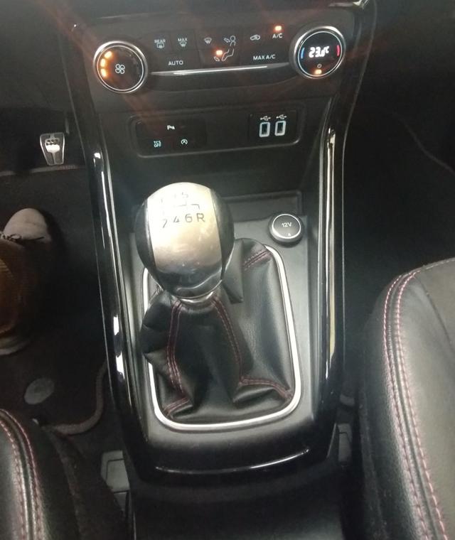 FORD EcoSport usata, con USB