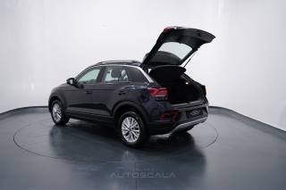VOLKSWAGEN T-Roc usata 35