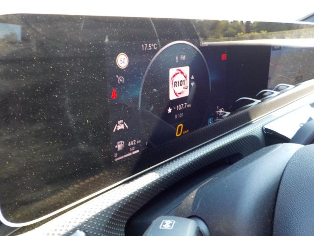 MERCEDES-BENZ A 180 usata, con Schermo multifunzione interamente digitale