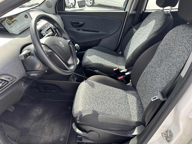 LANCIA Ypsilon usata, con ESP