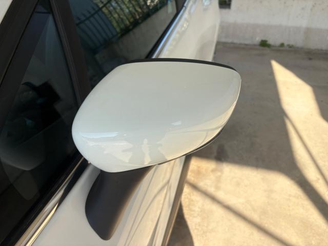 RENAULT Clio usata, con Sensore di luce