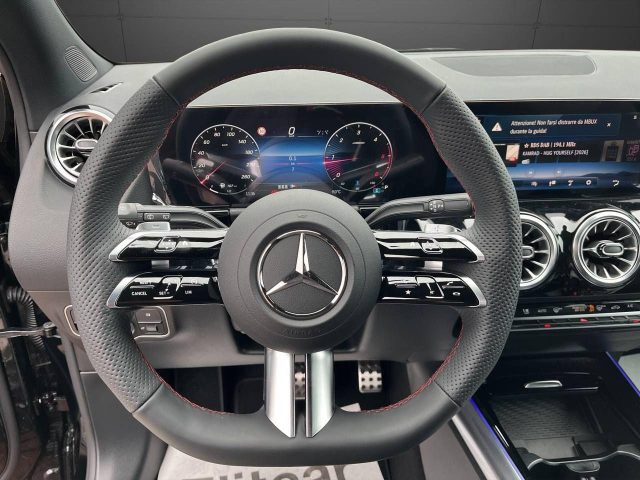 MERCEDES-BENZ GLA 200 usata, con Filtro antiparticolato