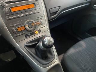 TOYOTA Auris usata, con ESP