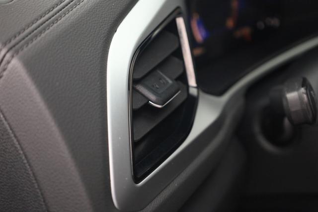 VOLKSWAGEN T-Roc usata, con Isofix