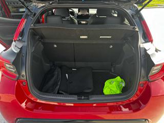 TOYOTA Yaris usata, con Bluetooth