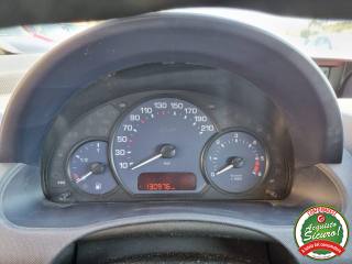 PEUGEOT 1007 usata, con Airbag testa