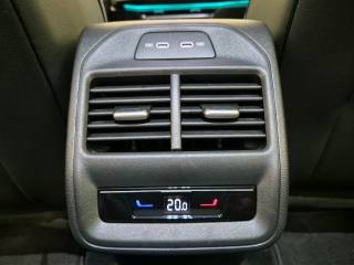 VOLKSWAGEN Passat usata, con Specchietti laterali elettrici