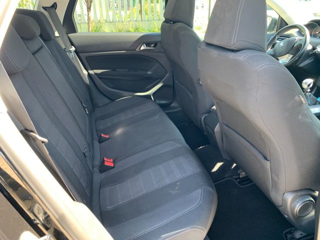 PEUGEOT 308 usata, con Controllo automatico clima