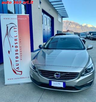 VOLVO V60 D4 Geartronic R-design Momentum