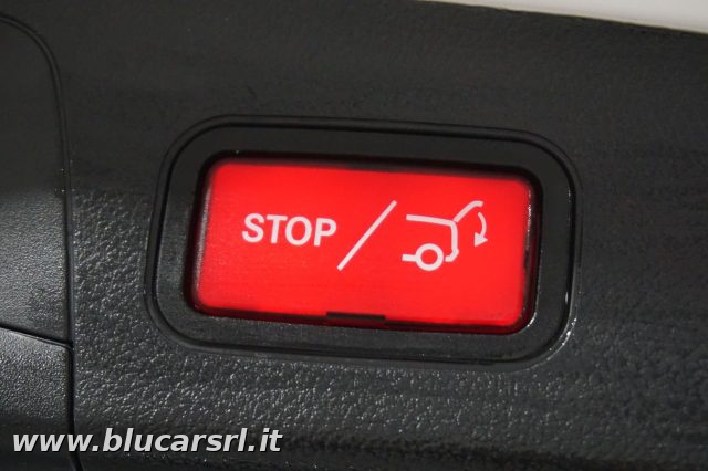 MERCEDES-BENZ GLA 200 usata, con Sedile posteriore sdoppiato