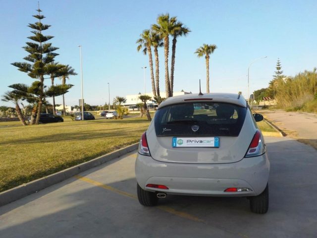 LANCIA Ypsilon usata, con Sedile posteriore sdoppiato