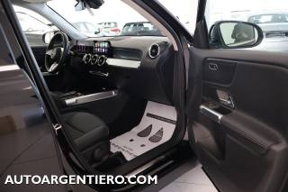 MERCEDES-BENZ GLB 180 usata, con Hill holder