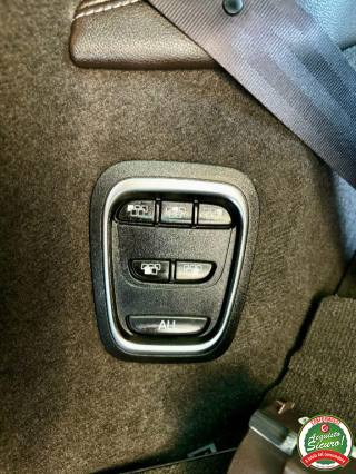 RENAULT Espace usata, con Leve al volante