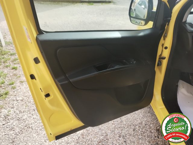 FIAT Doblo usata 9