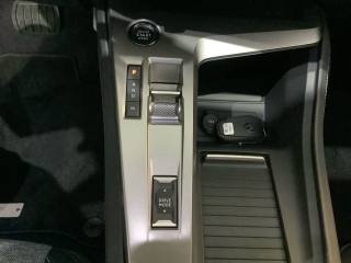 PEUGEOT 408 usata, con Frenata d