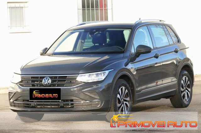 VOLKSWAGEN Tiguan usata, con Cerchi in lega