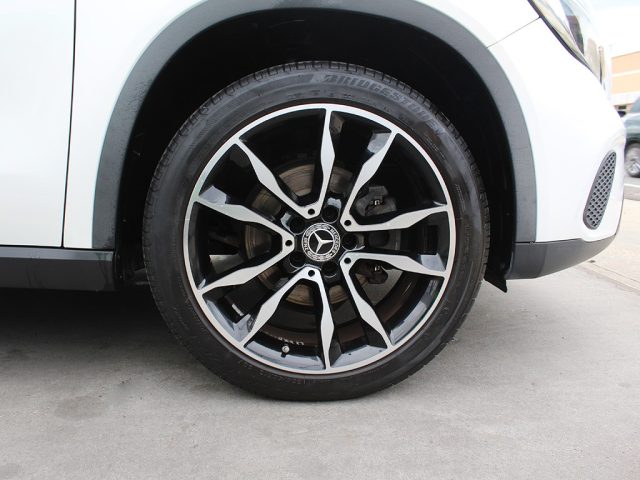 MERCEDES-BENZ GLA 200 usata, con Airbag Passeggero