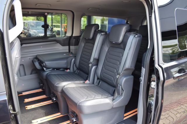 FORD Tourneo Custom usata, con Sistema di navigazione