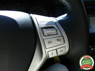 NISSAN Qashqai usata, con Luci diurne LED