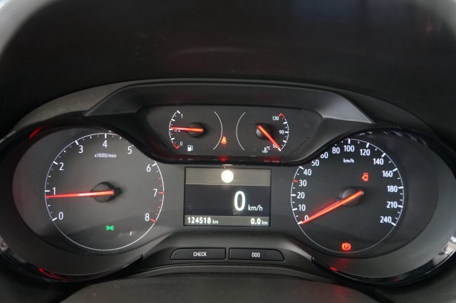 OPEL Grandland X usata, con Android Auto