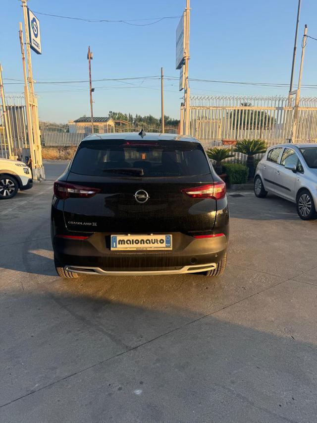 OPEL Grandland X usata, con Alzacristalli elettrici