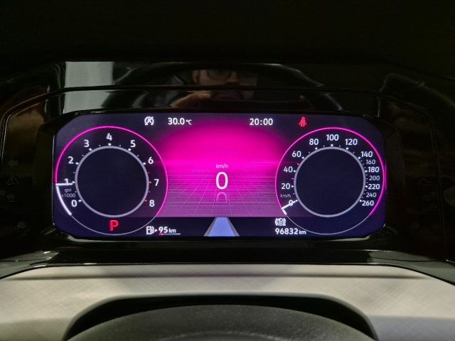 VOLKSWAGEN Golf usata, con Controllo automatico clima