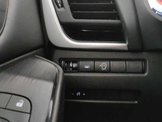 NISSAN Qashqai usata, con Touch screen