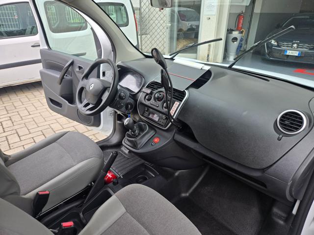 RENAULT Kangoo usata 19