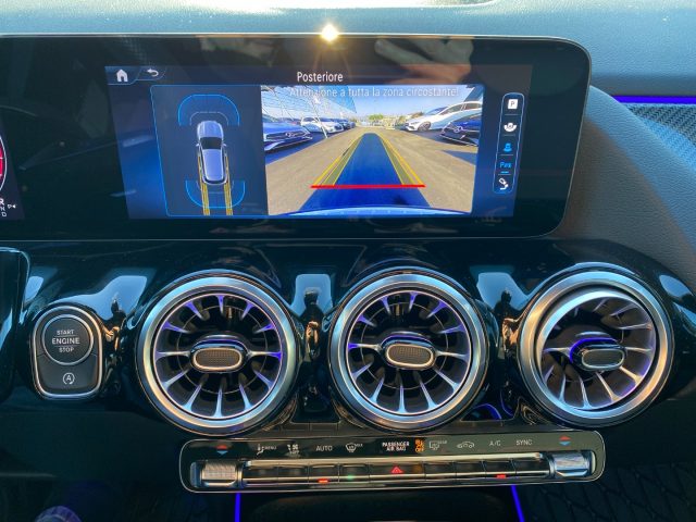 MERCEDES-BENZ GLA 200 usata, con Fari LED