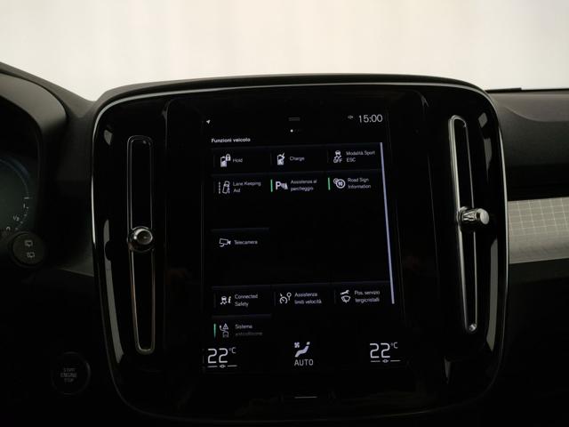 VOLVO XC40 usata, con Volante in pelle