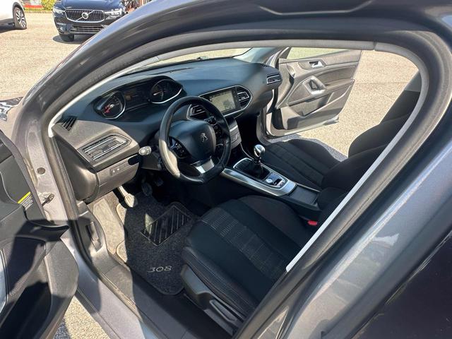 PEUGEOT 308 usata, con Sistema di navigazione