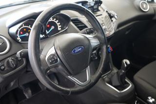 FORD Fiesta usata, con Specchietti laterali elettrici