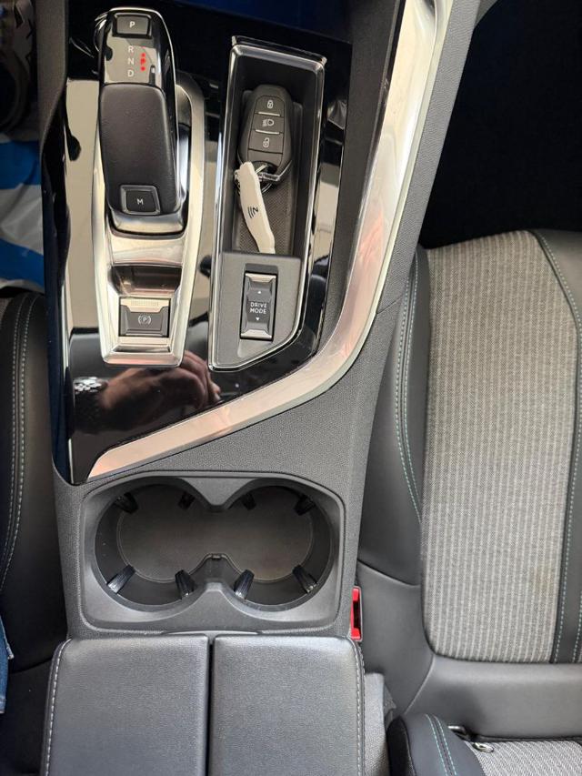 PEUGEOT 3008 usata 28