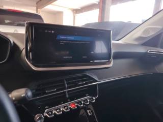PEUGEOT 208 usata, con Frenata d