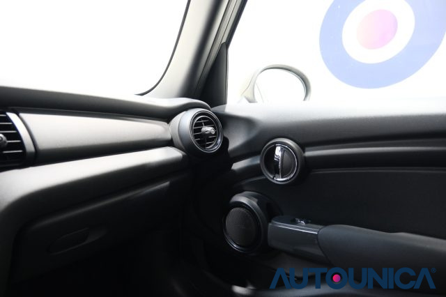 MINI One usata, con Luci diurne