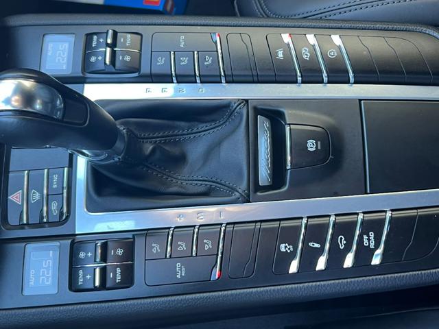 PORSCHE Macan usata, con Chiusura centralizzata