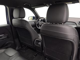 MERCEDES-BENZ GLB 180 usata, con Leve al volante