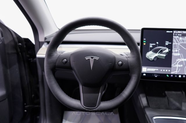 TESLA Model Y usata, con Servosterzo