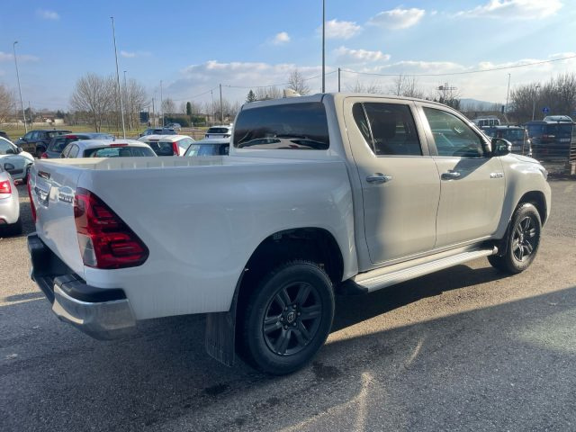 TOYOTA Hilux usata, con Cruise Control