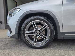 MERCEDES-BENZ GLA 200 usata 129