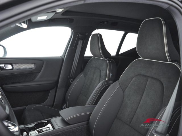 VOLVO XC40 usata 8