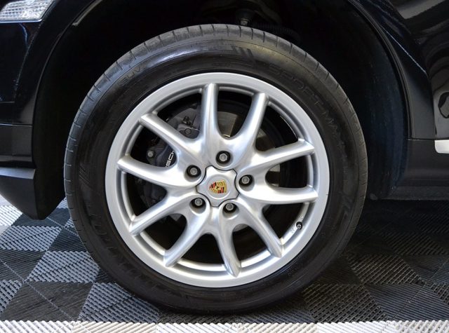 PORSCHE Cayenne usata, con Volante in pelle