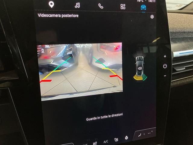 RENAULT Megane usata, con USB