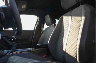PEUGEOT 2008 usata, con Cruise Control