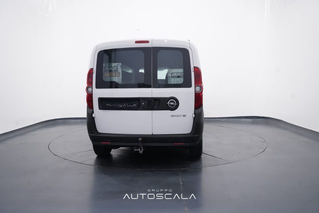 OPEL Combo usata, con Chiusura centralizzata