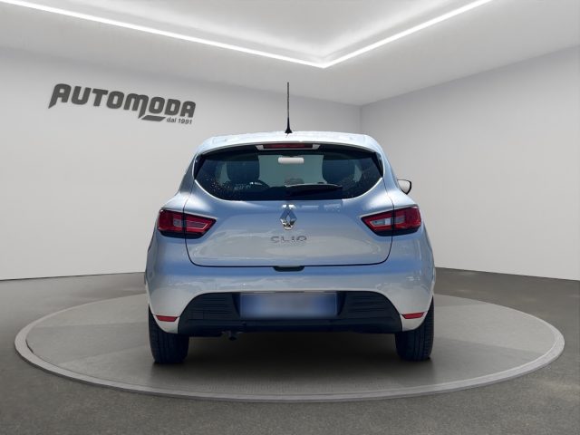 RENAULT Clio usata, con Autoradio