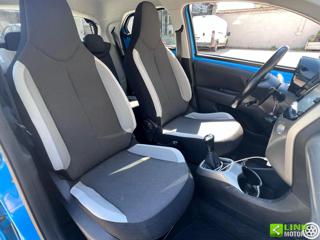 TOYOTA Aygo usata, con Controllo automatico clima