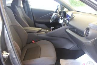 TOYOTA C-HR usata, con Autoradio